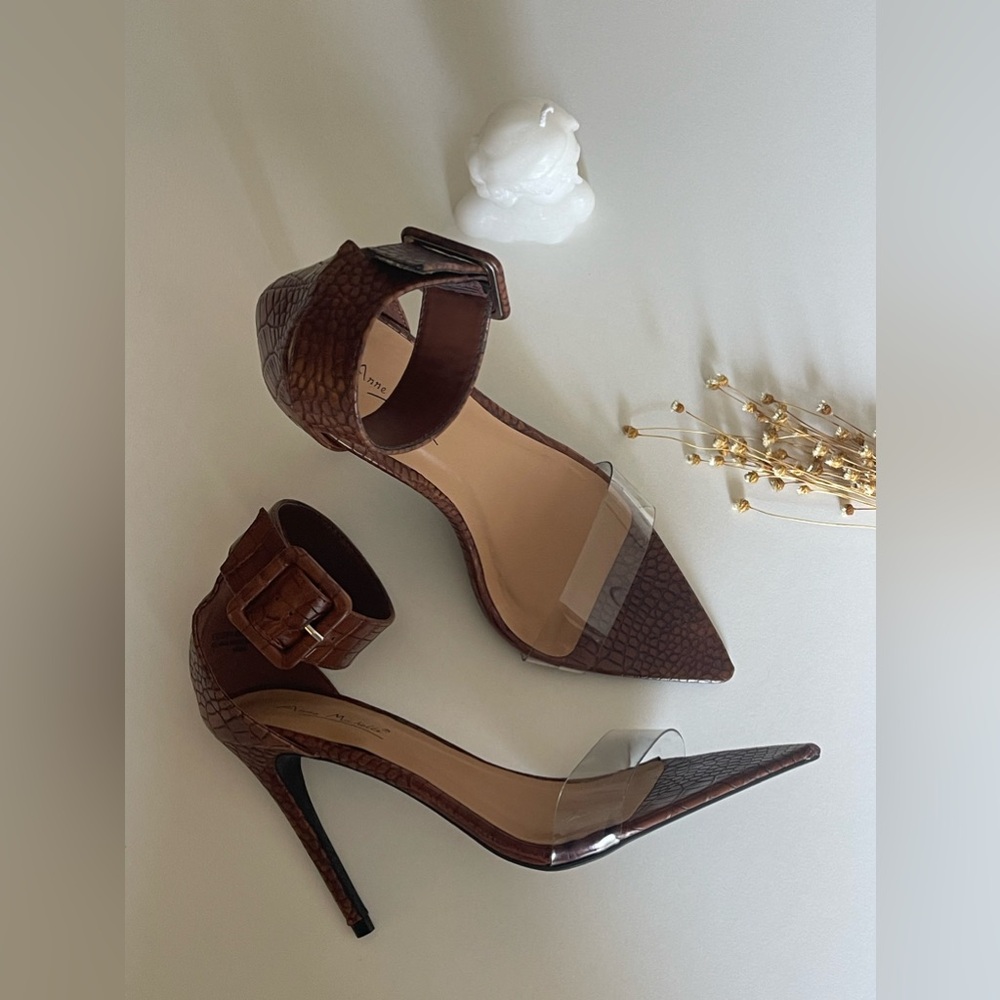 Anne Michelle Embossed croc and clear heels Size  8 USA 38 EUR